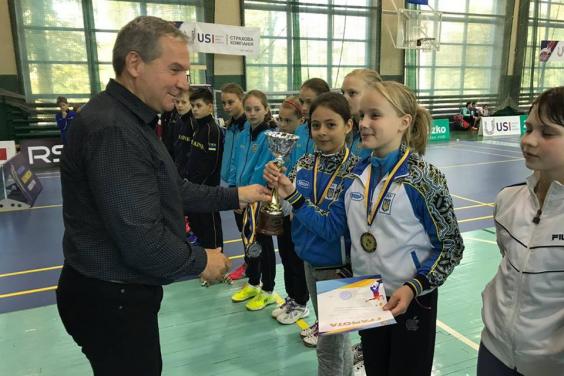 Харьковские юные бадминтонистки стали призерами чемпионата Украины