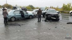 На Лозовеньковском проспекте столкнулись ВАЗ, Аudi и MITSUBISHI Lancer