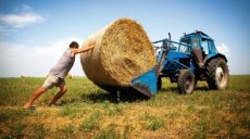 Украинскую землю запретят продавать иностранцам