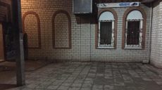 На Харьковщине хулиган порезал «розочкой» несколько человек в кафе