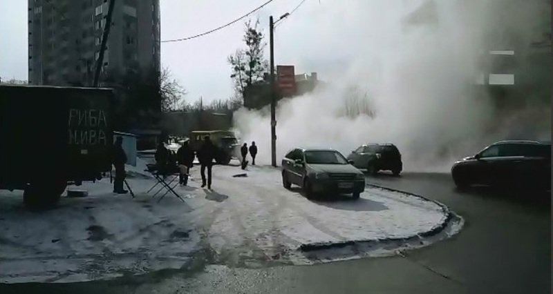 Местные власти обязали обеспечить бесперебойную подачу населению зимой тепла, воды и электричества