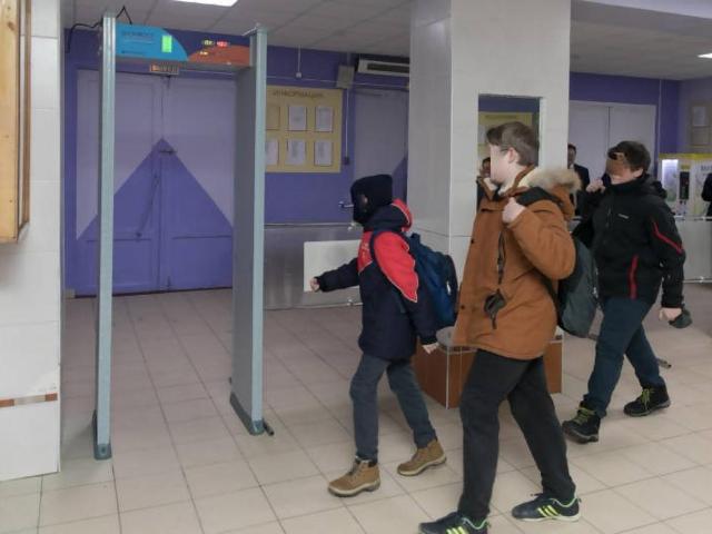 Харьковчане предлагают усилить безопасность детей в школе