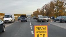 На окружной столкнулись Daewoo Lanos, Ford и Chevrolet (фото)