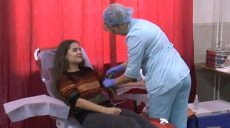 Харківські студенти здали на доброчинність кров (відео)