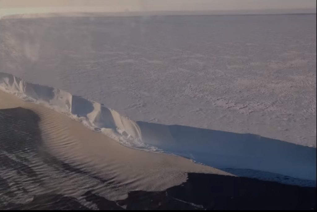 Необычный вокал записали в Антарктике (видео)