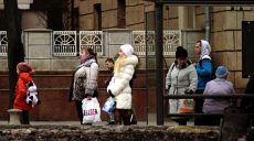 Харьковчане из спальных районов просят добавить время работы транспорта