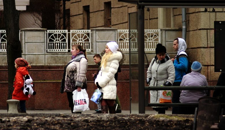 Харьковчане из спальных районов просят добавить время работы транспорта