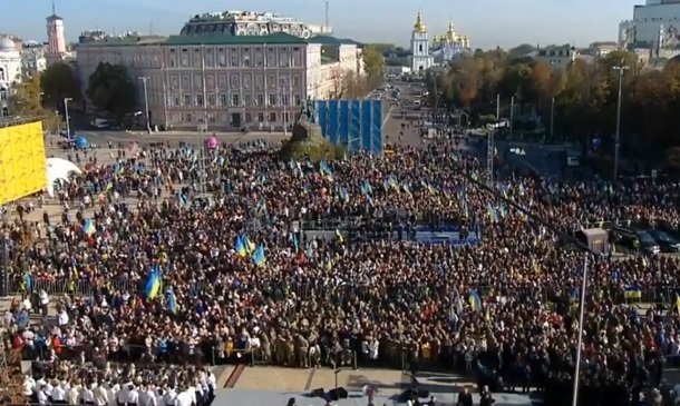 У Києві пройшов багатотисячний молебень (відео)