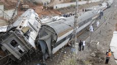 Крушение поезда в Марокко: есть погибшие и десятки пострадавших (фото)