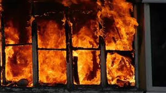 Под Харьковом произошел пожар с погибшим и пострадавшими