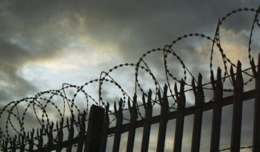 Прокуратура настаивает на пожизненном заключении для безграмотного рецидивиста-убийцы