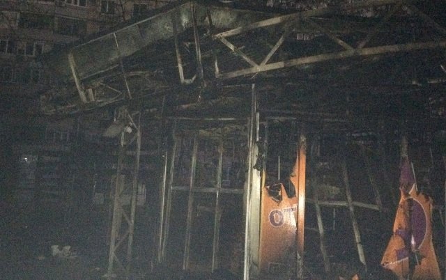 Выясняется причина пожара в киоске частных предпринимателей в Харькове