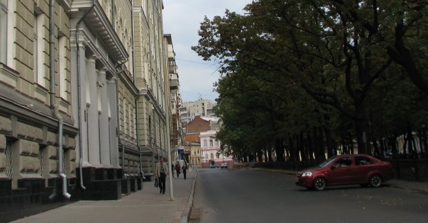 В центре Харькова до конца месяца ограничат движение