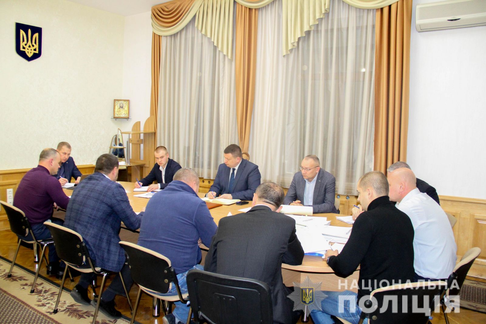Две девушки копы Две девушки копы