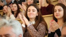 Губернатор Харківщини зустрілась зі студентами університету харчування і торгівлі (відео)