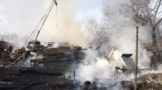 Спасатели локализовали крупный пожар в Шевченковском районе Харькова (фото)