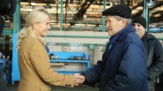 Светличная провела выездной прием граждан на Харьковском тракторном заводе