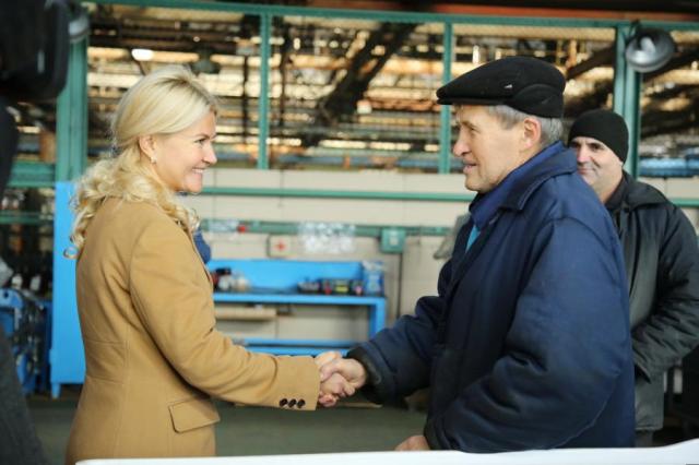 Светличная провела выездной прием граждан на Харьковском тракторном заводе