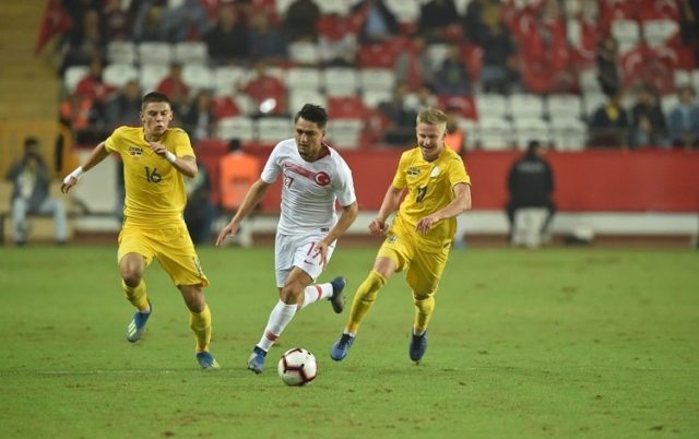 Преимущество сборной Украины по футболу в том, что она состоит из игроков двух ведущих клубов