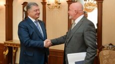 Порошенко предложил украинцам слетать за десять евро в Лондон