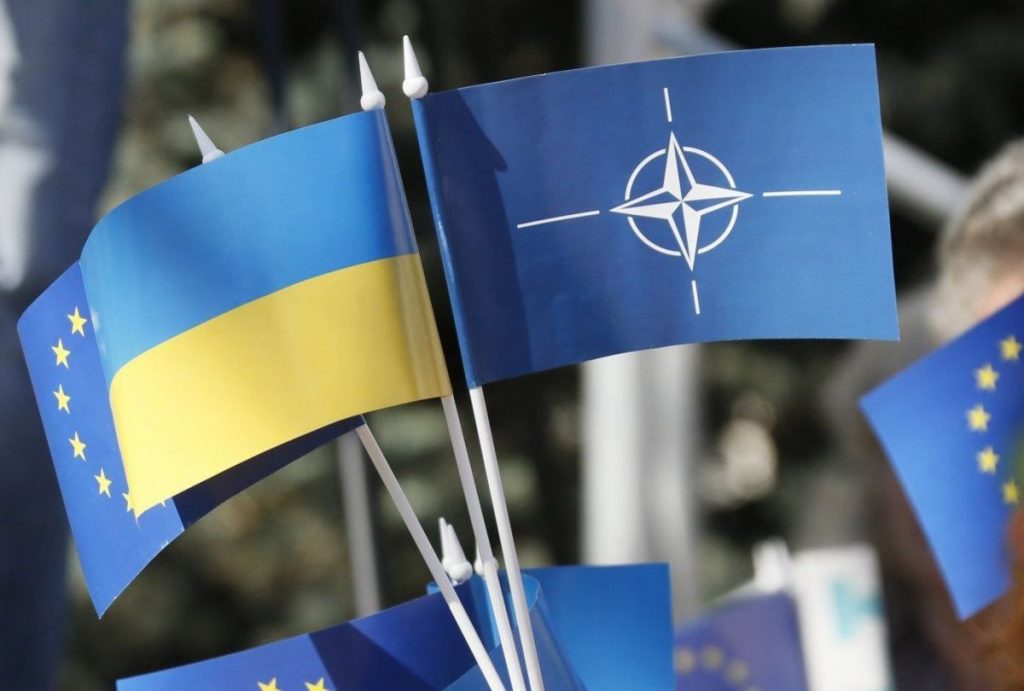 Депутаты поддержали курс Украины в НАТО и ЕС
