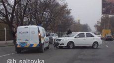 В Харькове полицейская машина попала в ДТП