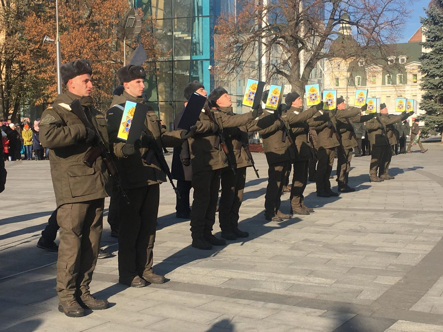 В Харькове 150 человек присягнули на верность украинскому народу (фото)