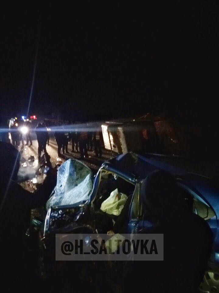 ДТП под Харьковом: мужчина погиб, два человека в больнице (фото, видео)