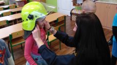 Харьковских детей учат реагированию в случае возникновения ЧС (фото)