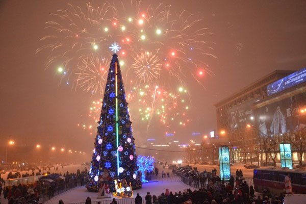 Ампутація кисті та згоріла ялинка: як на Харківщині відсвяткували Новий рік (відео)