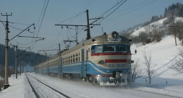 Проезд в украинских поездах вновь подорожает