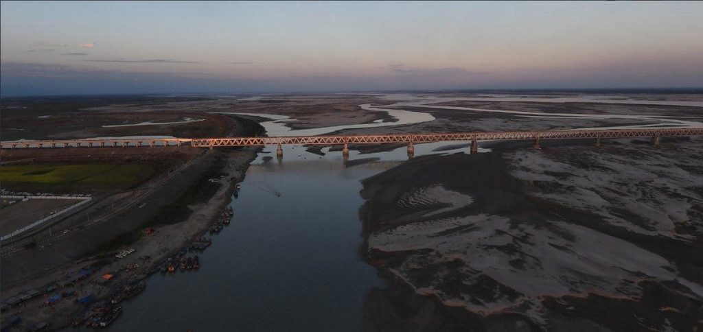 В Индии открыли самый большой мост в стране (фото)