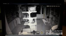 Два харьковских подростка трижды обокрали один и тот же магазин