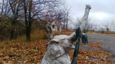На Харьковщине местные жители обокрали заброшенный детский лагерь