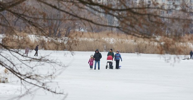 Харьковчан просят быть осторожнее на льду