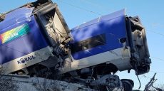 В Южной Корее поезд сошел с рельсов: есть пострадавшие