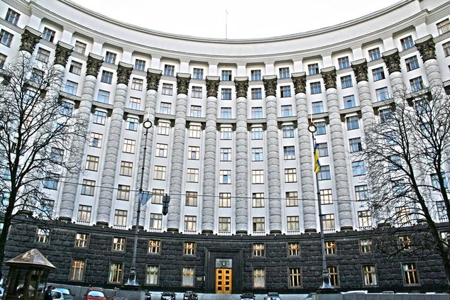 В декабре украинцы получат две пенсии