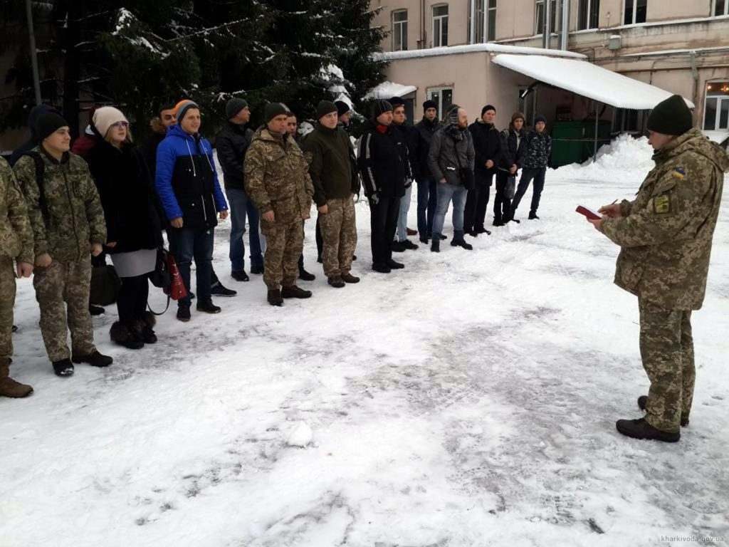 На Харьковщине сформировали и направили в армию очередную команду контрактников