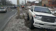 На ул. Шевченко столкнулись Audi и Toyota Land Cruiser