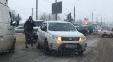На Академика Павлова Mitsubishi протаранил Saab (фото)