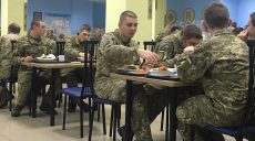 В Харьковской области в воинских частях Вооруженных сил начали внедрять новую систему питания (фото)