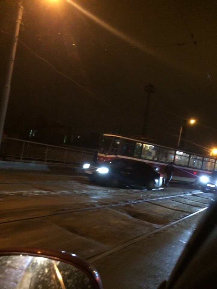 В Харькове очередной дрифт трамвая (фото)