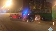 На ул. Достоевского столкнулись автомобили. Есть пострадавшие (фото)