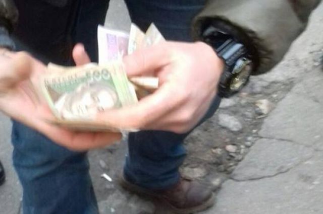 В Харькове ограбили прохожего