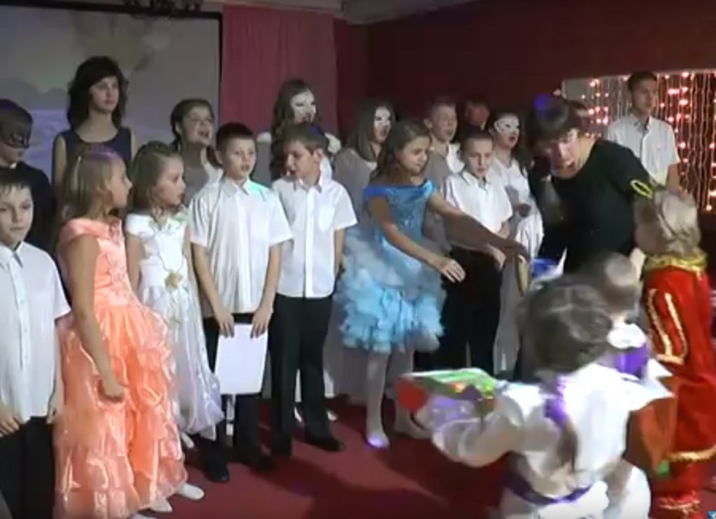 Харківські волонтери влаштували свято для «особливих» дітей (відео)