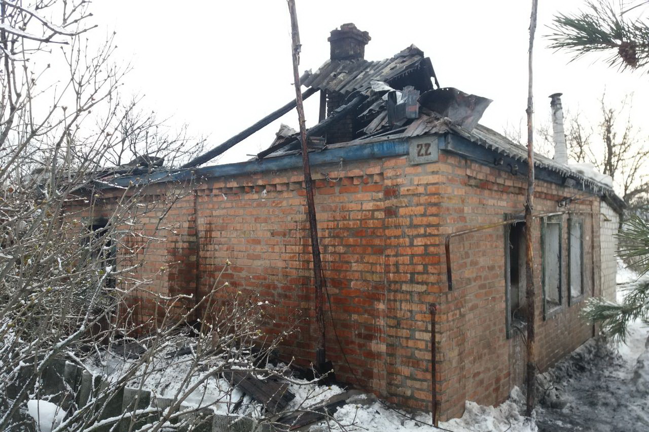На Харьковщине сгорел частный дом (фото)