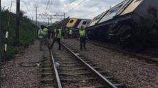 Столкновение поездов в ЮАР: есть погибшие и раненые (видео)