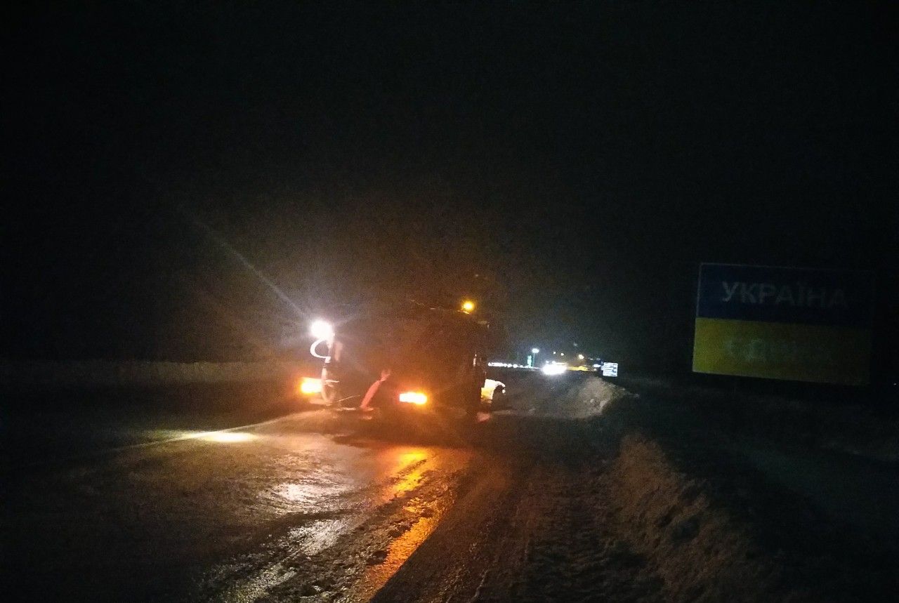 Ситуация на дорогах Харьковщины (видео, фото)