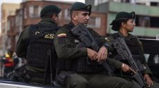 Смертник в Колумбии взорвал автомобиль во время выпуска курсантов полицейской академии
