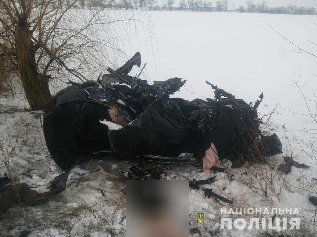 На Николаевщине в ДТП погибли восемь человек, среди которых трое детей (фото, видео)